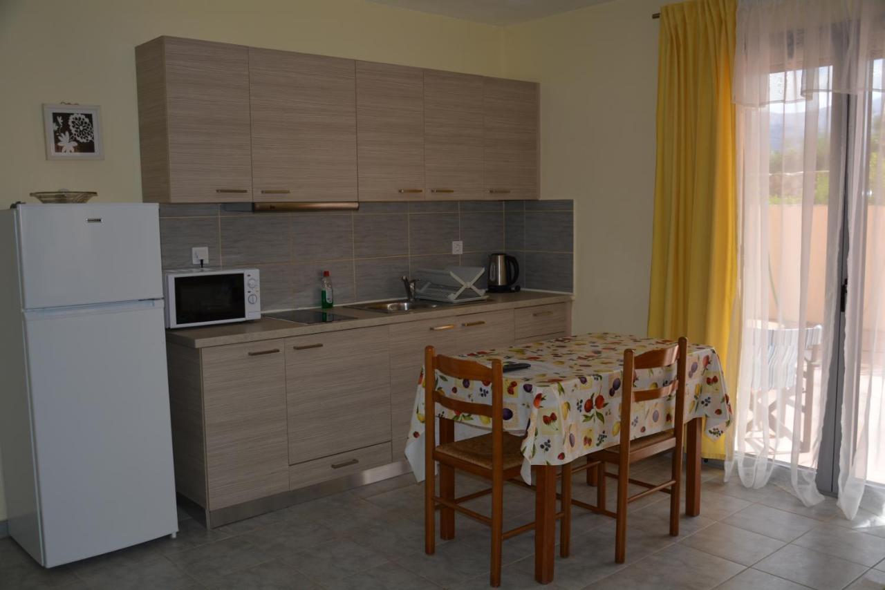 Lotus Sea View Apartments Ліксурі Екстер'єр фото