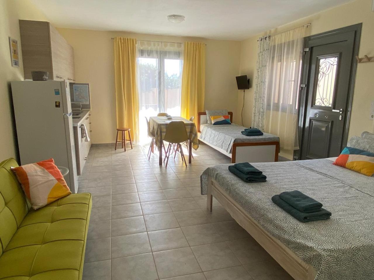 Lotus Sea View Apartments Ліксурі Екстер'єр фото
